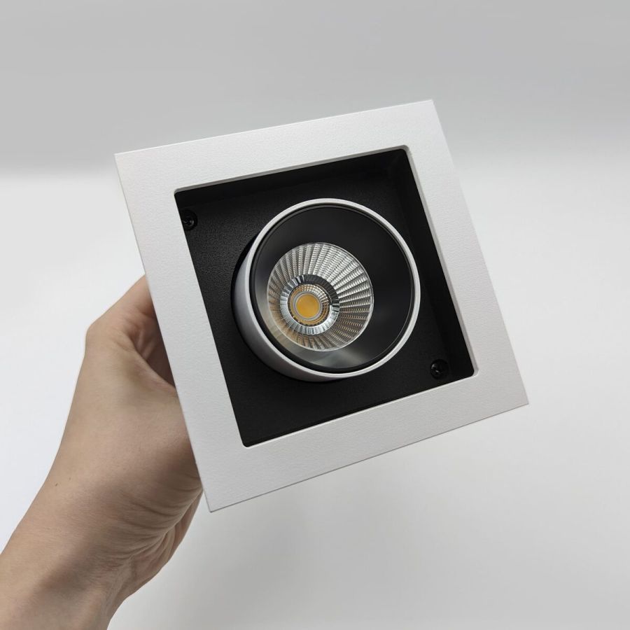 Skarlat RGL7117-1 1х12W WH+BK 4000K