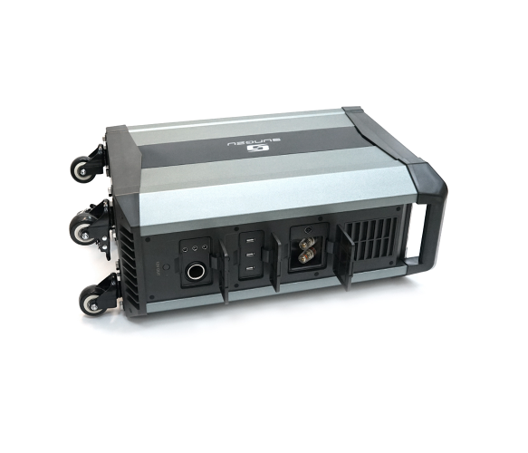 Портативный источник питания (солнечная станция) Voltronic SADE SKA2500 2000W с АКБ LiFePO4 38,4V 65,5Ah 2515Wh 595x375x220мм 30,5кг
