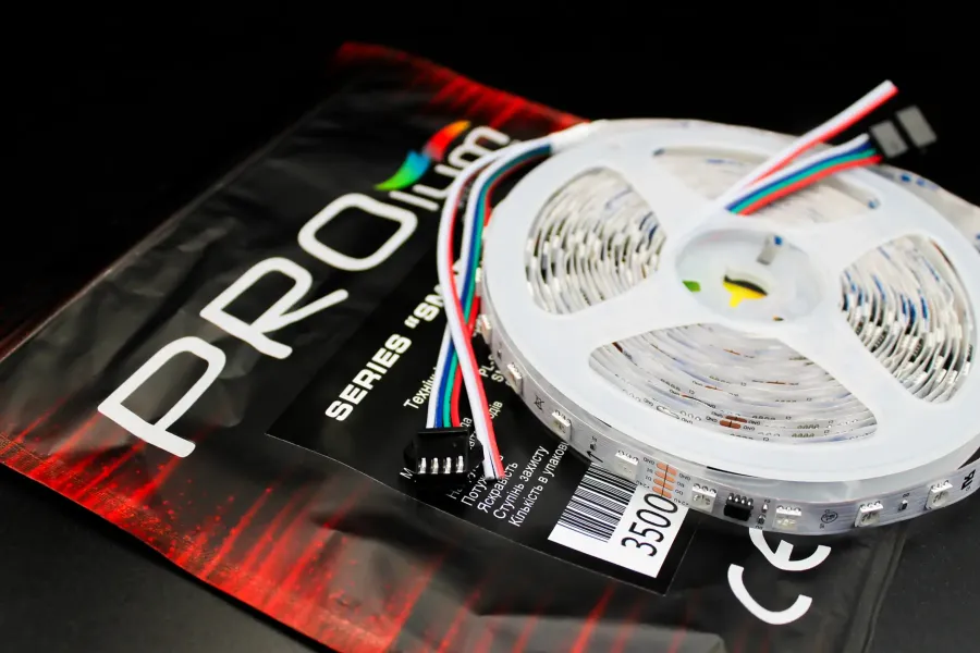LED лента 24В 5050-60 15Вт RGB SMART IP20