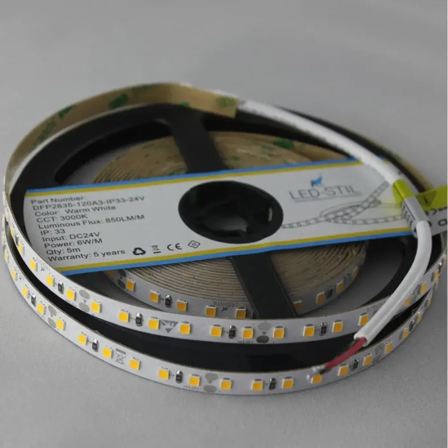 Лед стрічка led-stil DFP2835-120A3-IP33-24V 128-2835-24V-IP33 6W 850Лм 3000K CRI 80