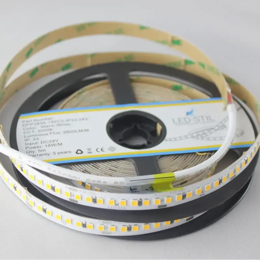 Лед стрічка led-stil DFP2835-192C3-IP33-24V 192-2835-24V-IP33 18W 2600Лм 3000K CRI 80