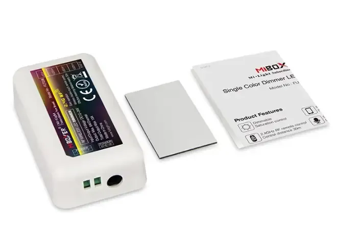 2.4G димер Miboxer Mi-light FUT036 10А для одноколірних світлодіодних стрічок. Для 4 зонних пультів
