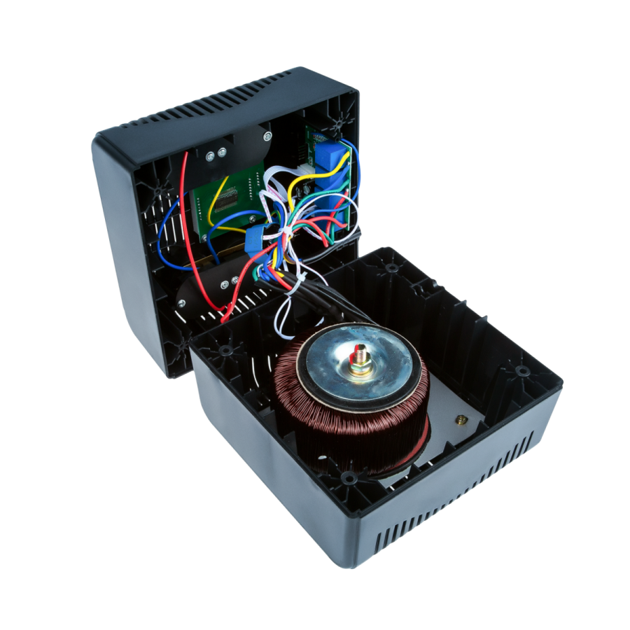 Стабилизатор напряжения LPT-1000RD (700W)