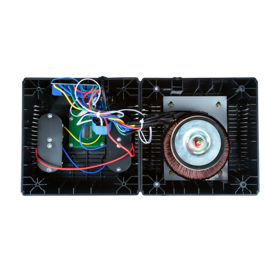 Стабилизатор напряжения LPT-1000RD (700W)