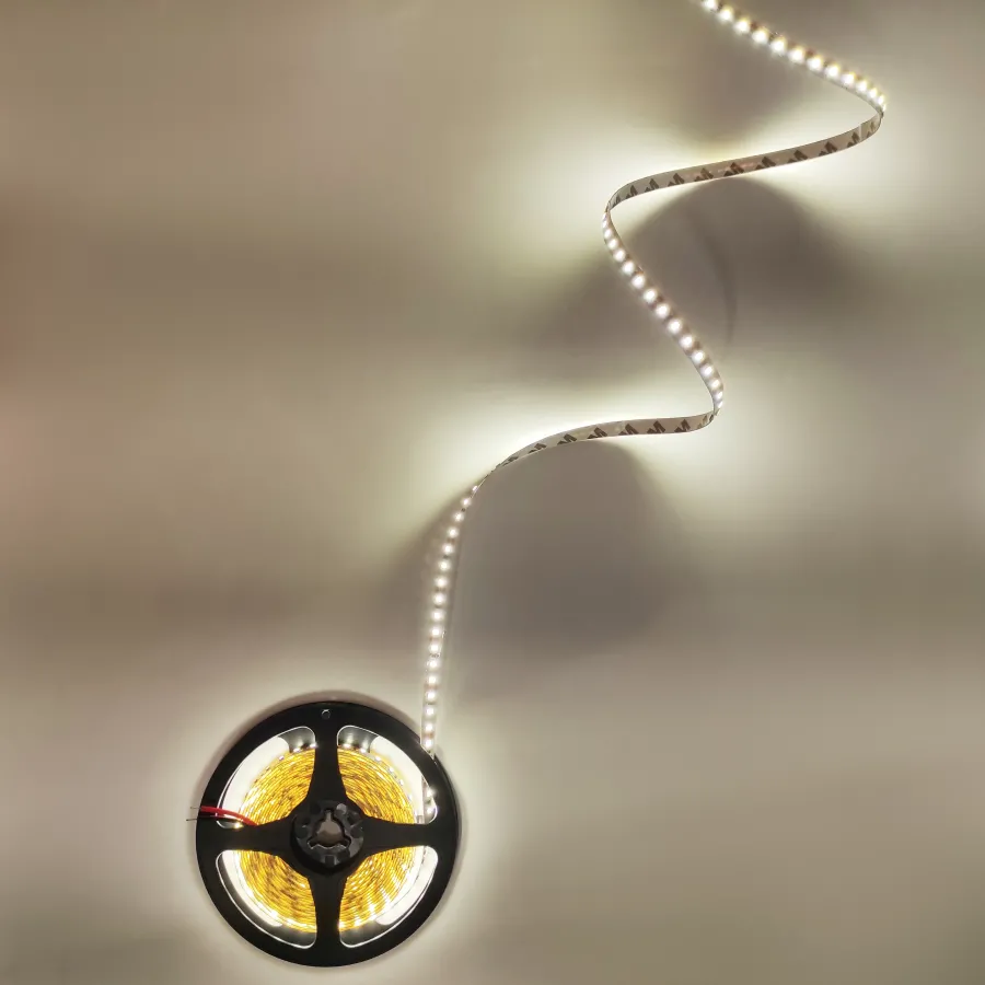 LED лента 12В 2835-120 9Вт 915Лм ST 4000К IP20