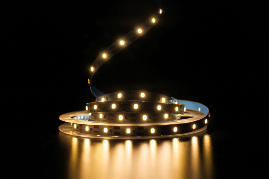 Світлодіодна LED стрічка PROLUM™ 5V; 2835\60; IP20; Series "S", Тепло-Білий (2800-3200K)