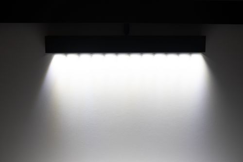 Магнітний трековий світильник PROLUM™ M25; 18W; 220V; SERIES "LGM"; Білий 4000K