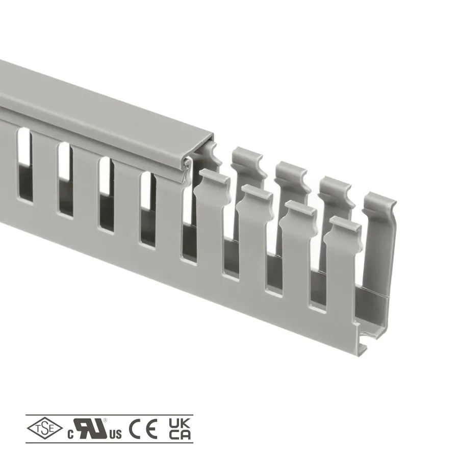 Перфорований короб 15х40мм Klemsan KKC 1540 2м (0.0.0.5.51080)