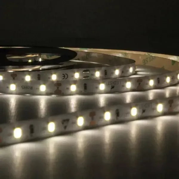 Лед стрічка led-stil DFN2835-60A4-IP33-24V 60-2835-24V-IP33 4,8W 500Лм 4000K CRI 80