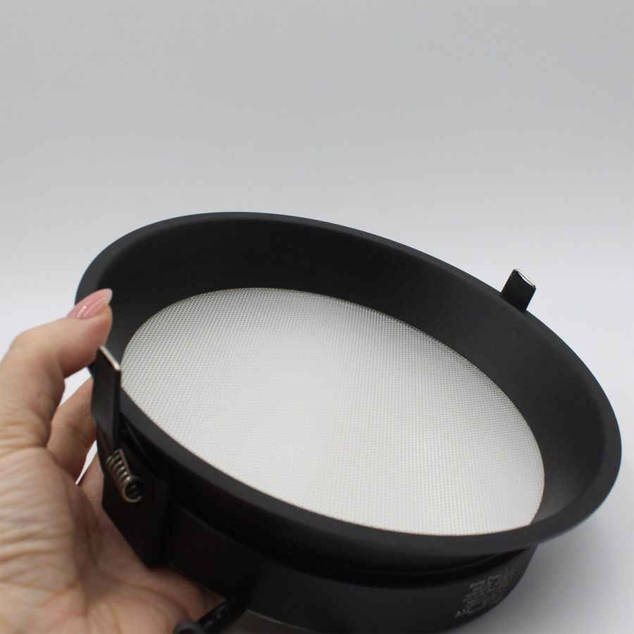 Skarlat RDL73033 20W BK 3000K