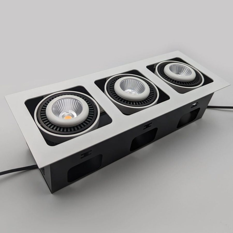 Skarlat RGL7115-3 3х12W WH+BK 4000K