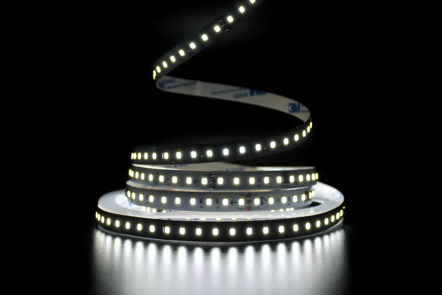 Світлодіодна LED стрічка PROLUM™ RUN 24V; 2835\120; IP20; Series "SMART", Білий (5500-6000К)