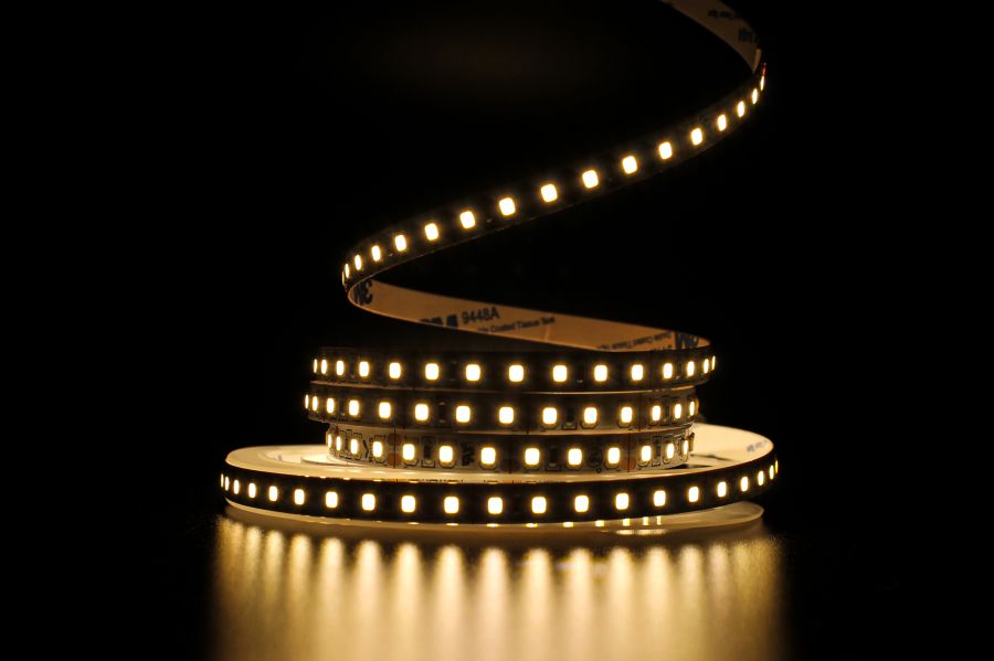 Світлодіодна LED стрічка PROLUM™ 12V; 2835\120; IP20; Series "PRO", Тепло-Білий (2800-3200K)