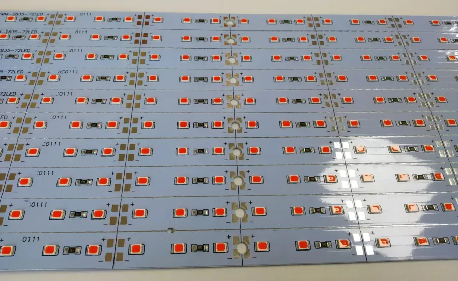 Светодиодная Фито линейка LEDTech 12В 2835-72 20Вт IP20 полного спектра