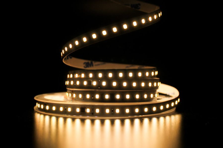 Світлодіодна LED стрічка PROLUM™ RUN 24V; 2835\120; IP20; Series "SMART", Тепло-Білий (2800-3200K)