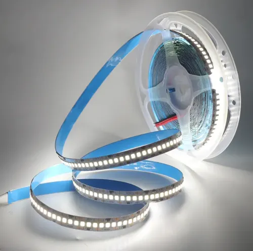 Лед стрічка LED TECH 12В 2835-240-10 20Вт 2100Лм 6000К IP20