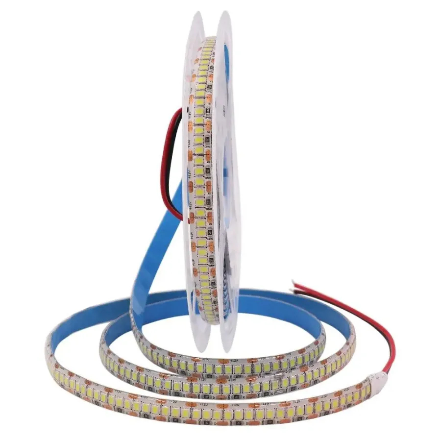 Лед стрічка LED TECH 12В 2835-240-10 20Вт 2100Лм 3000К IP20