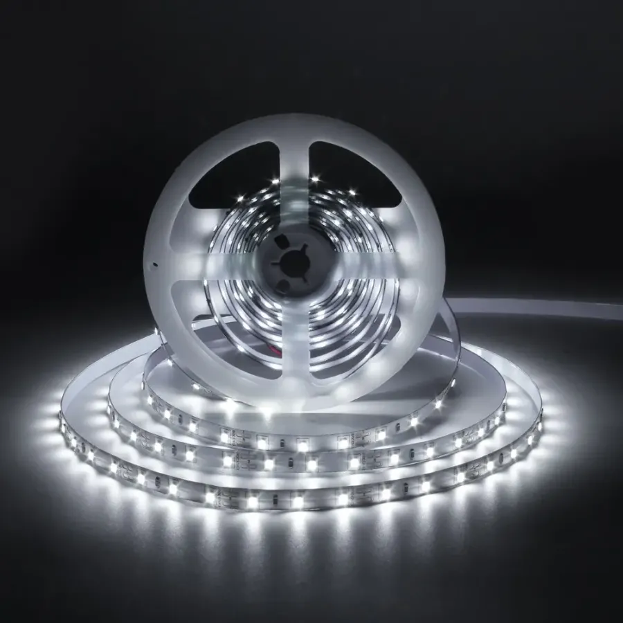 Лед стрічка LED TECH 12В 2835-60-8 6Вт 600Лм 6000К IP20