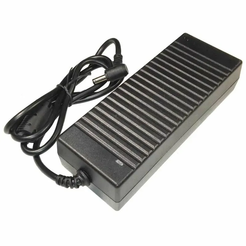 Блок живлення 12В 120Вт 10A IP20 PLC-120-12 в розетку пласт.