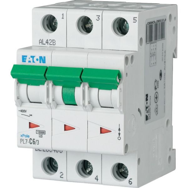 Автоматический выключатель 6А C 3P 10kA PL7-C6/3 xPole (263406)