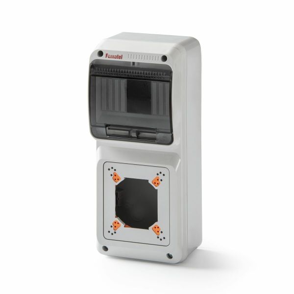 Шафа під розетки Famatel AcquaCOMBI з 1 отвором, 6 модулів, IP65