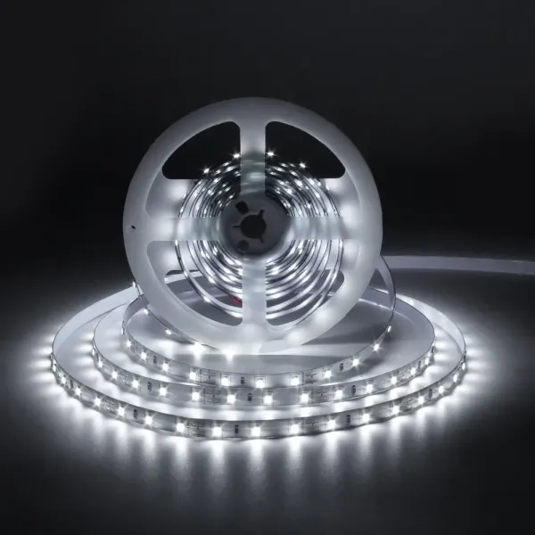 Лед стрічка LED TECH 12В 2835-60-8 6Вт 600Лм 6000К IP20
